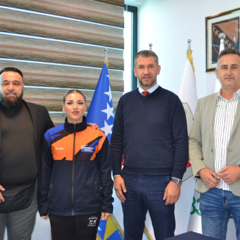 Ilijašanka i zlatna taekwondistica Dženana Sulejmanović na prijemu kod načelnika Dovadžije